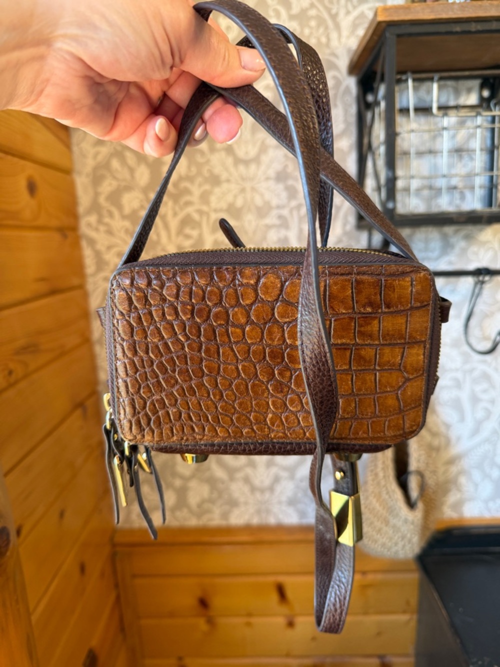 GILI Leather Croc Embossed Dual Zip Crossbody Gold Hardware Adjustable Strap